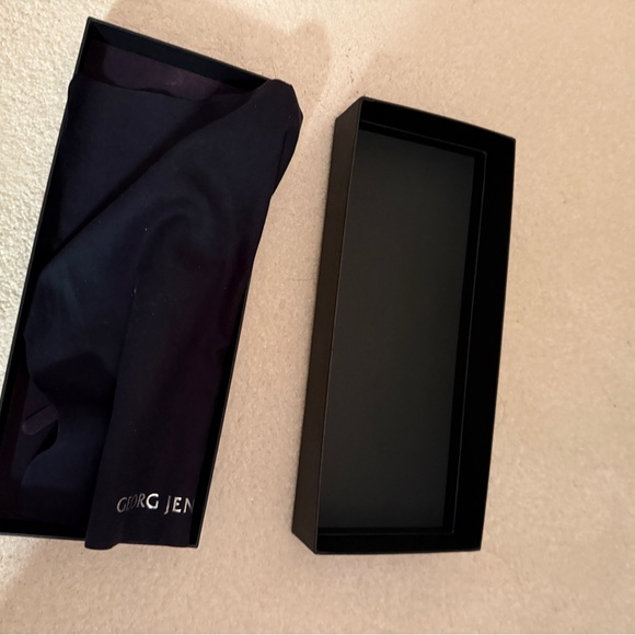 Georg Jensen Silver Moonlight Grapes Neacklace - Picture 8 of 9